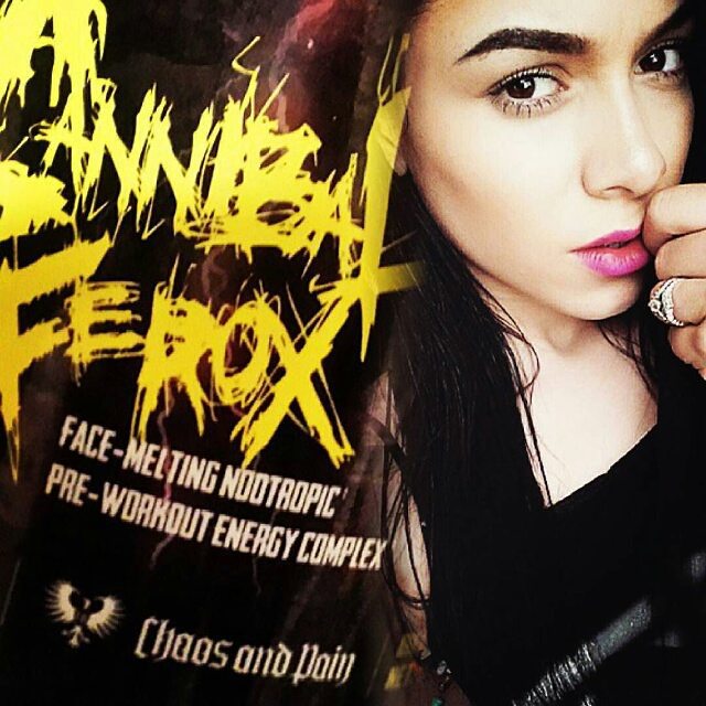 Cannibal Ferox Face