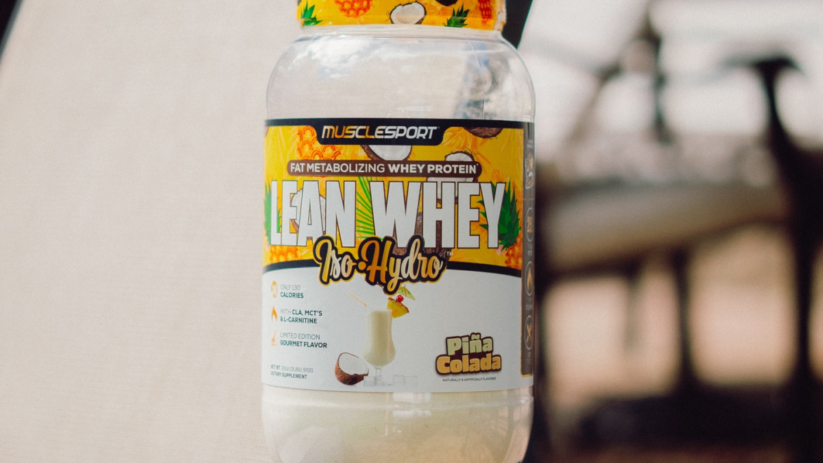 MuscleSport Lean Whey Pina Colada: A Tropical Taste for Summer 2024