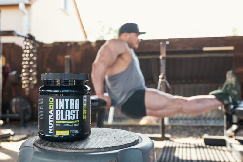 NutraBio PRE Extreme V5 A Serious CarbEnhanced Pre Workout